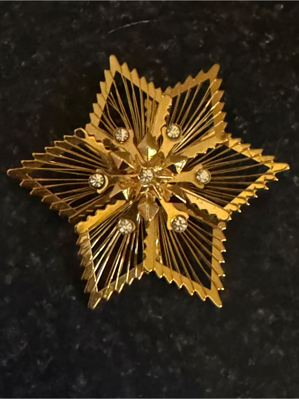 Monet Vtg spinneret snowflake poinsettia starburst Crystal Brooch - Women's pin